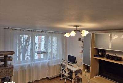 Apartament cu 4 camere decomandat în Berceni - 3