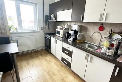 Apartament cu 3 camere semidecomandat, mobilat în Inel I - 12