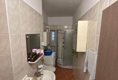 Apartament cu 3 camere decomandat, mobilat în Central - 7