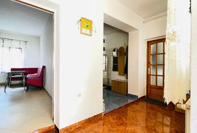 Casa 5 camere zona Schei de vanzare - 2