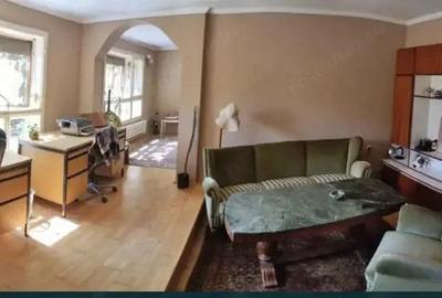BRASADAS vinde casa etaj 4 cam teren 3.3 ari zona BURDEA.