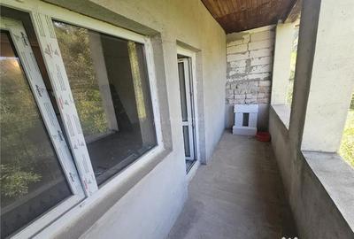 Apartament cu 4 camere decomandat în Calea Timișoarei - 4