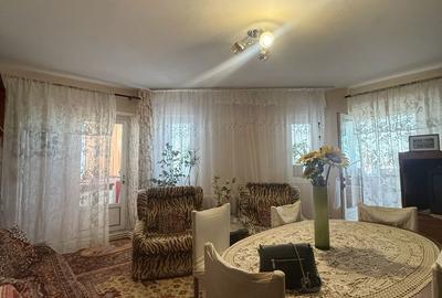 Apartament cu 2 camere decomandat în Far - 6