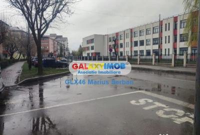 Apartament cu 4 camere decomandat în Central - 4