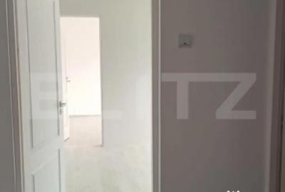 Apartament cu 2 camere semidecomandat în Micro 15