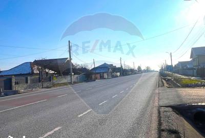 Spațiu comercial, de 290 mp, în Mărgineni - 2