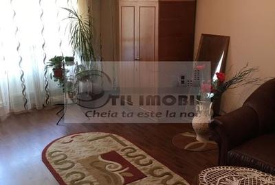 Apartament cu 3 camere, zona Pa?curari, 480 euro