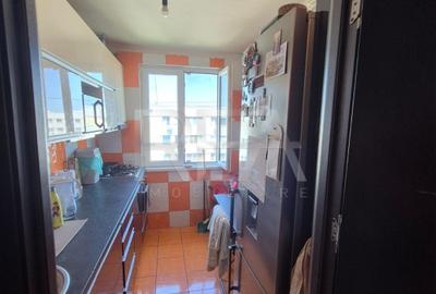 Apartament cu 3 camere semidecomandat, mobilat în Colentina - 5