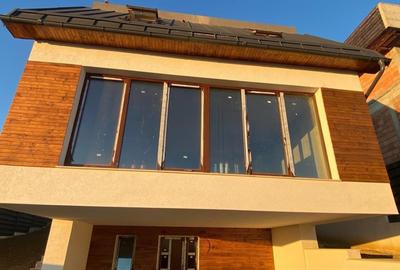 Casa individuala de 4 camere, 117 mp, 440 mp teren, zona Voronet