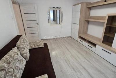 Apartament cu 3 camere decomandat, mobilat în Dacia
