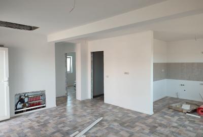 Casă individuală cu 3 camere cu Teren 300 Mp în Exterior Vest - 3