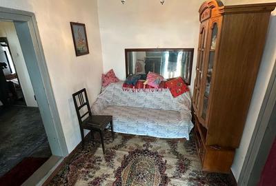 Casă cu 5 camere cu Teren 1422 Mp în Alexeni - 15