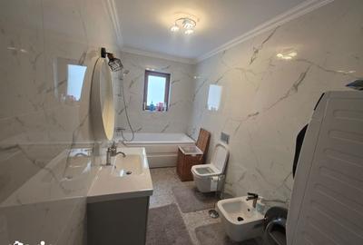 Casă cu 5 camere cu Teren 1800 Mp în Brusturi - 14