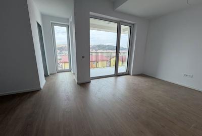 Apartament cu 3 camere decomandat în Central - 3