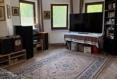 Apartament cu 3 camere decomandat în Cotroceni - 1