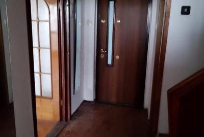 Apartament cu 3 camere în Călărași - 13