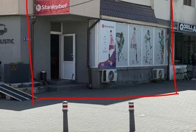 Spațiu comercial, de 50 mp, în Central - 4