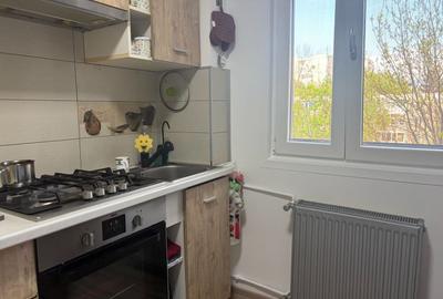 Apartament cu 3 camere semidecomandat, mobilat în Alexandru Obregia - 17