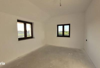 Casă cu 4 camere în Central - 10