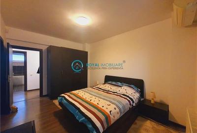 Royal Imobiliare - Vanzare apartament 3 camere zona 9 MAI - 9