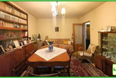 Apartament cu 4 camere decomandat în Republicii - 1