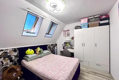 Apartament cu 3 camere decomandat în Florești