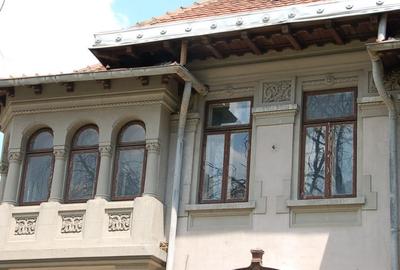 Casă cu 15 camere cu Canalizare în Rosetti - 3