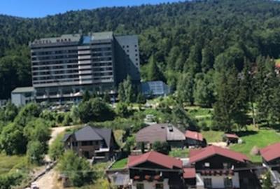 OCAZIE! Vand apartament 2 camere decomandat,Mobilat, Sinaia, langa Hotel Mara - 1