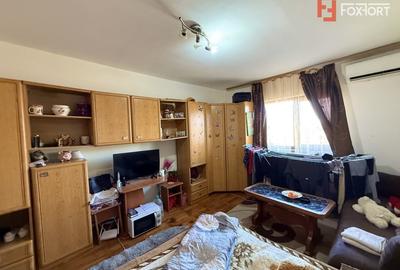 Garsoniera cu o camera de vanzare in Timisoara, zona Ronat - 2