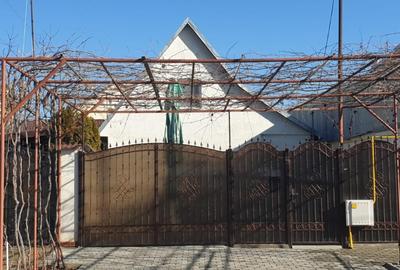 Casă cu 4 camere cu Teren 173 Mp în Apollo - 3