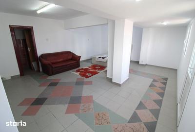 Apartament cu 4 camere în Central - 13