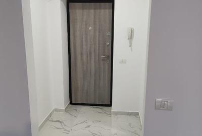 Apartament cu 3 camere semidecomandat în Drumul Taberei - 2