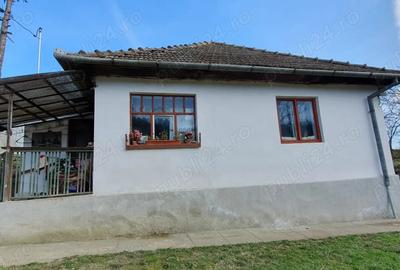 Vand casa batraneasca in sat iclozel jud cluj - 1