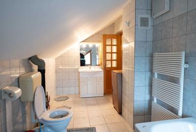 Casă cu 4 camere în Exterior Vest - 1