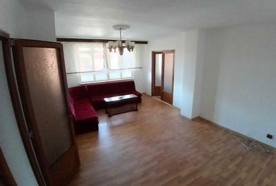 Apartament cu 4 camere semidecomandat în Petros - 15