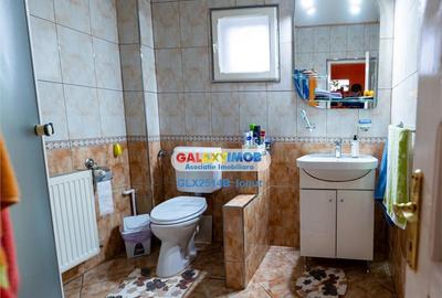 Casă cu 8 camere cu Garaj în Ciorogârla - 1