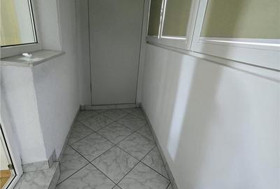 Apartament cu 3 camere, mobilat în Crângași - 13