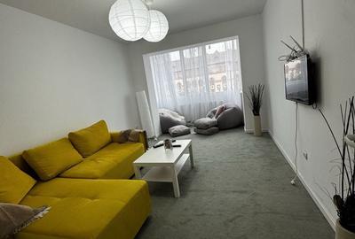 Apartament cu 3 camere decomandat, mobilat în Central - 1