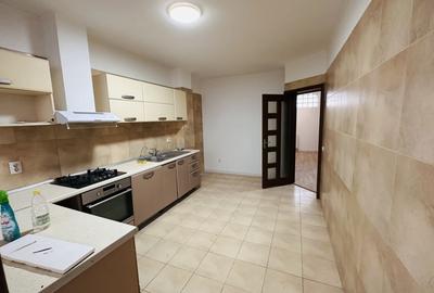 Apartament cu 2 camere semidecomandat, mobilat în Roșu - 5