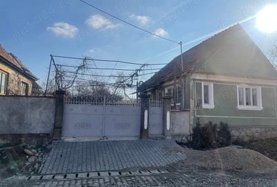 Casă cu Teren 2100 Mp în Hotar - 8