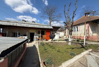 Casă cu 4 camere în Central - 4