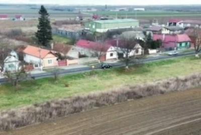Teren de 1900 mp, în Central - 5