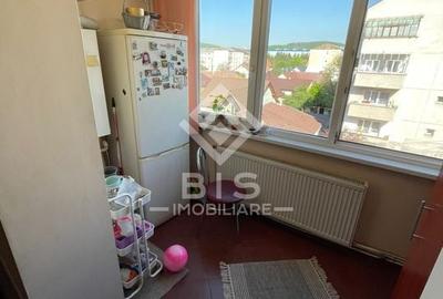 Apartament decomandat etj 3 - 3