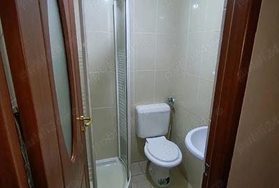 Garsonieră decomandată în Central - 4