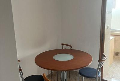 Apartament cu 2 camere decomandat în Central - 3