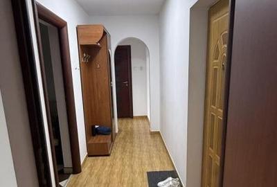 Apartament cu 3 camere semidecomandat, mobilat în Sebastian - 3