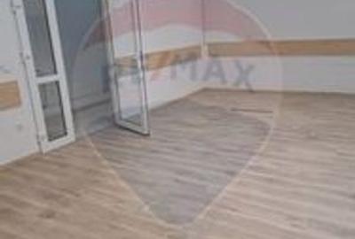 Spațiu comercial, de 2,100 mp, în Valea Rosie - 20