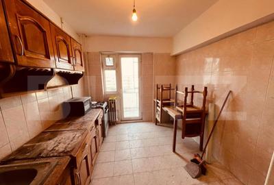 Apartament 3 camere, Bulevardul 1 Mai, zona Sara - 10