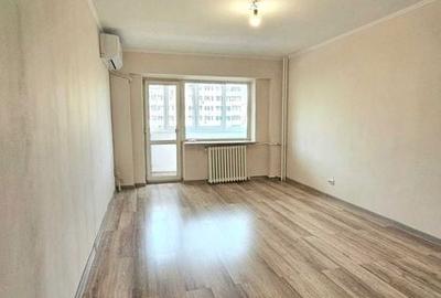 Apartament cu 3 camere decomandat în Militari