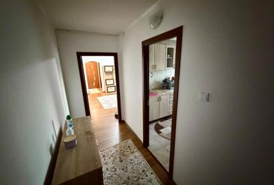 Apartament cu 2 camere semidecomandat în Central - 1